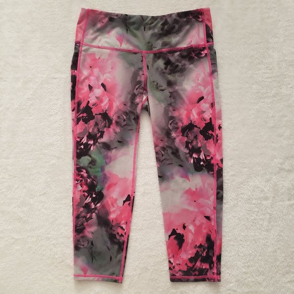 ATHLETA Fitted Leg Multi Color Capri Yoga Pants SZ S - Picture 3 of 14